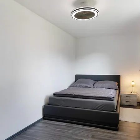 Deluxe Zw Plöner U Ostsee Gasthof